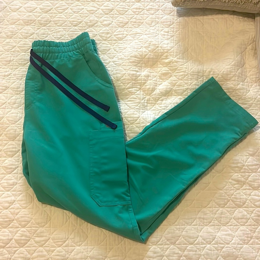 Surgical green high-waisted Yola skinny scrub pants